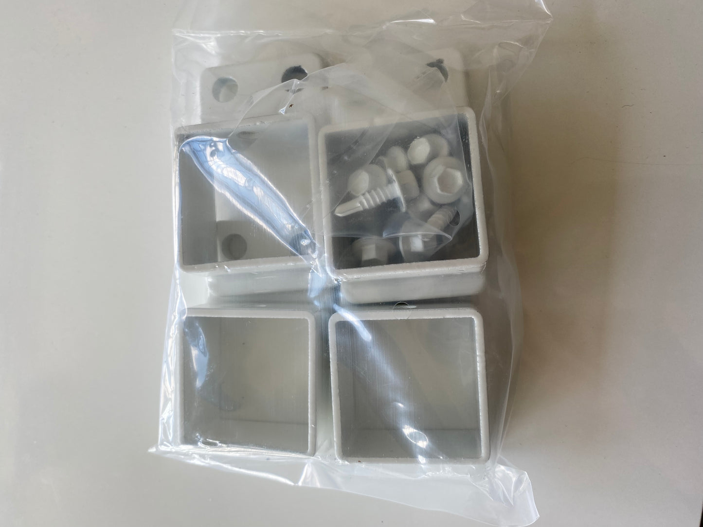 Panel Bracket 4 x 40mm Includes Screws