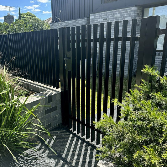 Aluminium Blade Gate Left Hand - DIY Gate Package- 1800mm high X 1600mm Wide